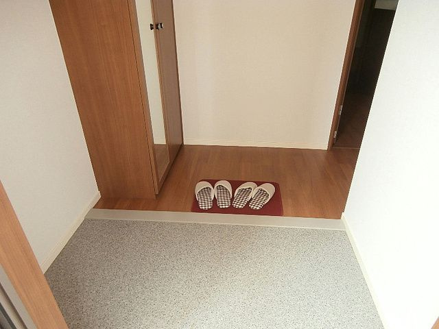 クレストヒル山下Bの玄関|前回募集時の写真です。現況優先