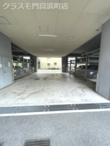 KDXレジデンス守口の駐車場