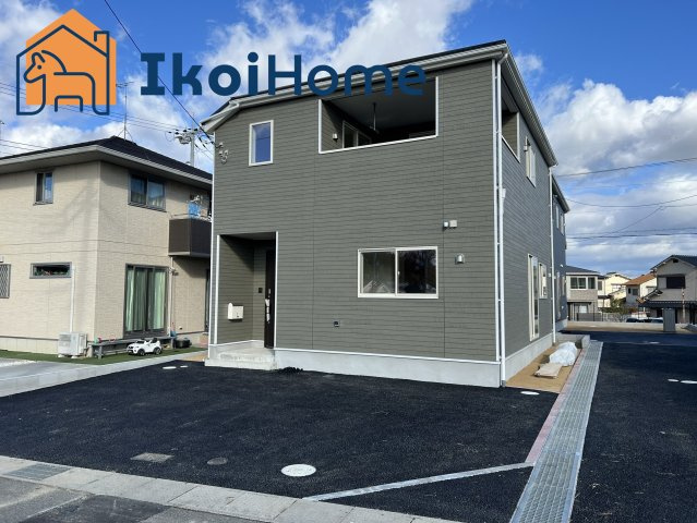 明石市大久保町大窪　新築一戸建のエントランス|●年中無休：当日予約可●お出かけに使う道具を収納できるスペースがあります。アウトドアな方も安心です。