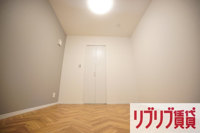 クレセントパーク末広の寝室