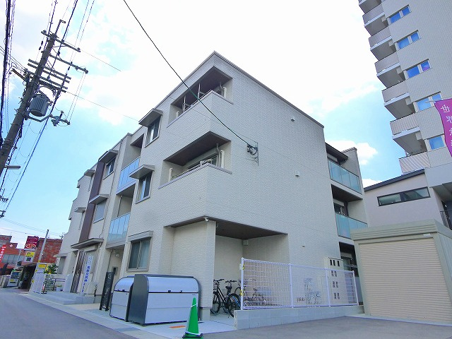 シャーメゾン　キャトルセゾンの外観|外観もきれいです