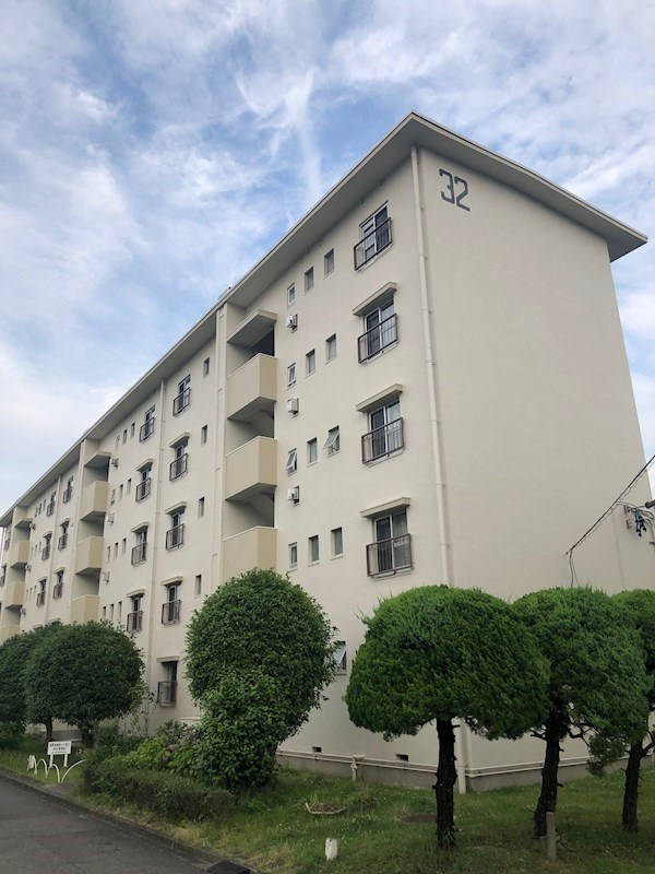 相生山団地３２棟のロビー