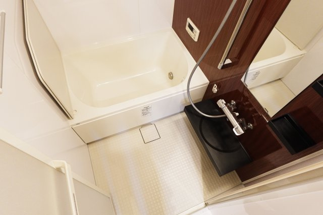 【浴室】 | Hale Kanani