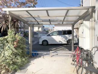 【駐車場】