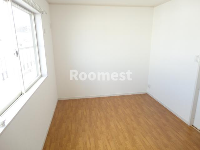 シャルレックスA棟の内装|明るい室内です