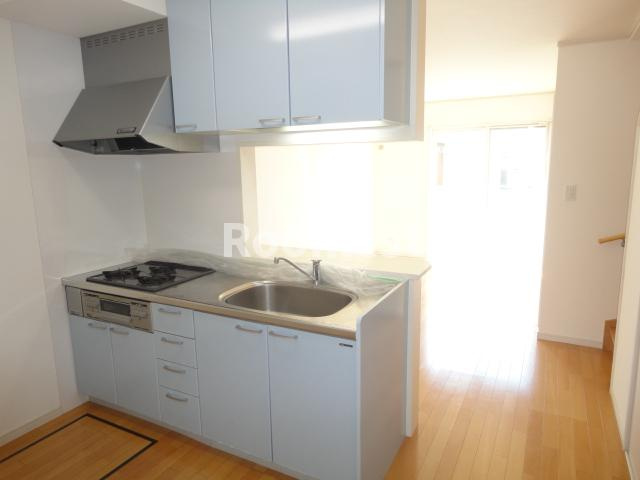 シャルレックスA棟のキッチン|キッチンでお料理をお楽しみください