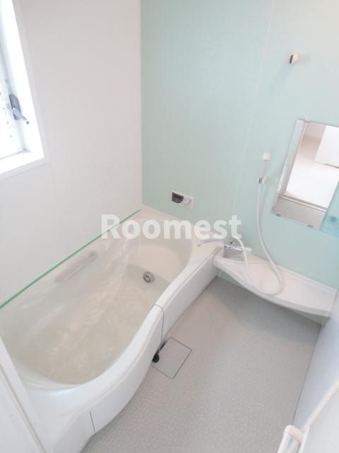 シャルレックスA棟の浴室|落ち着いた空間のお風呂です