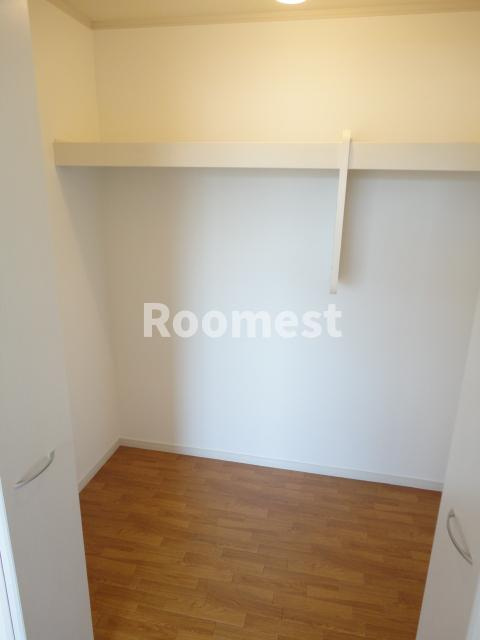 シャルレックスA棟の収納|収納豊富です