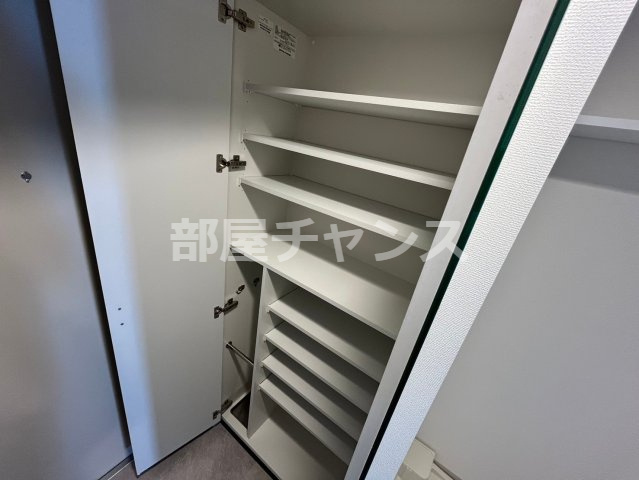 エステムコート名古屋セントリアの収納