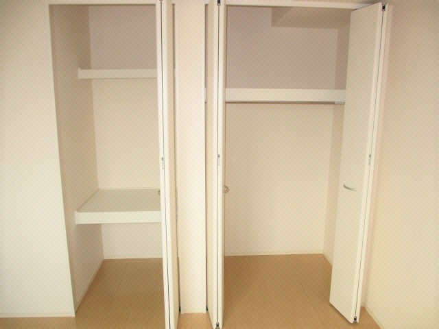 熊本市南区御幸西２丁目のアパートの収納