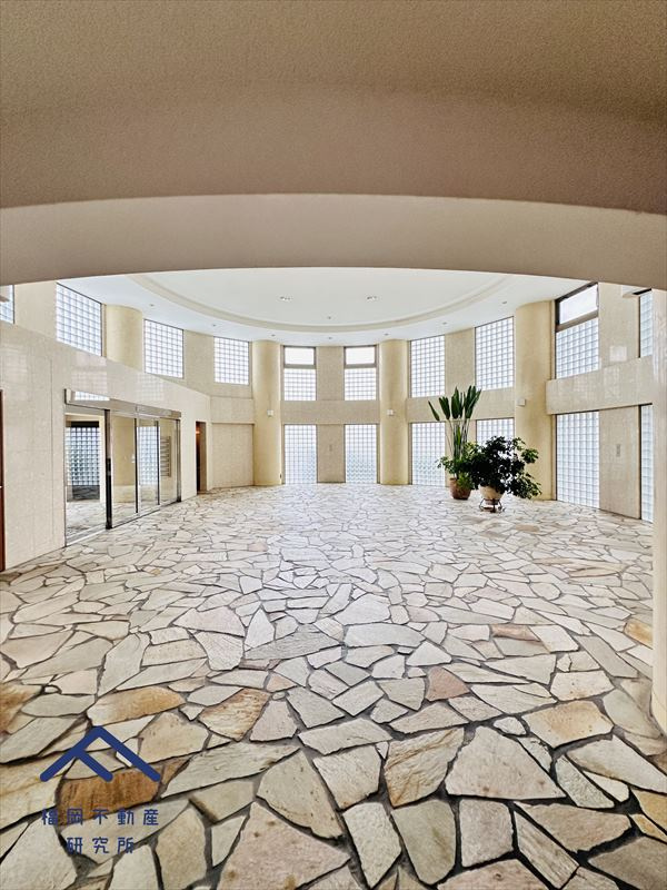 アーバンパレスシエル福間のエントランス