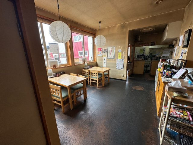 浜中町霧多布　売店舗の内装