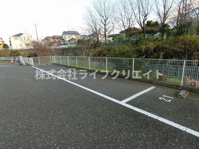 ヴェルデの駐車場