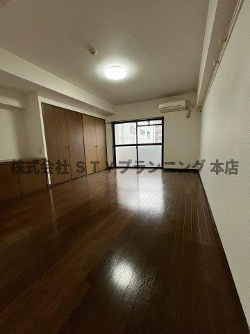 仲介手数料0円！丸の内USの居間・リビング