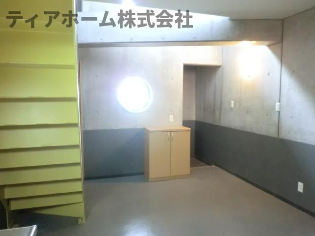 大和高田市大字礒野のアパートの玄関
