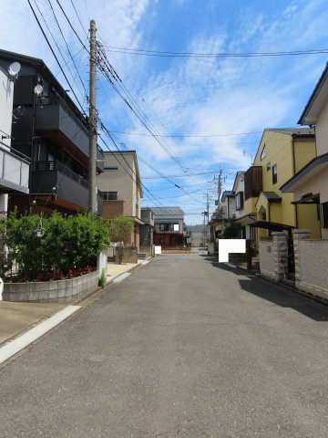 鶴ヶ島市鶴ヶ丘売地の前面道路含む現地写真