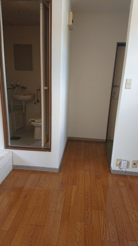 京都市左京区静市市原町の賃貸マンションの内装