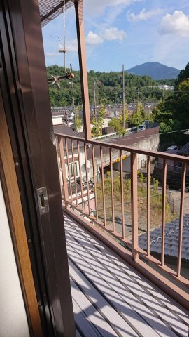 京都市左京区静市市原町の賃貸マンションのバルコニー