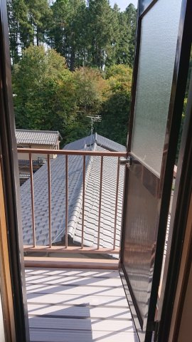 京都市左京区静市市原町の賃貸マンションのバルコニー