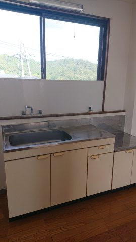 京都市左京区静市市原町の賃貸マンションのキッチン