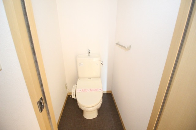K’Sハウスのトイレ|トイレもきれいです
※間取り反転の場合あり、内装が若干異なる場合あり