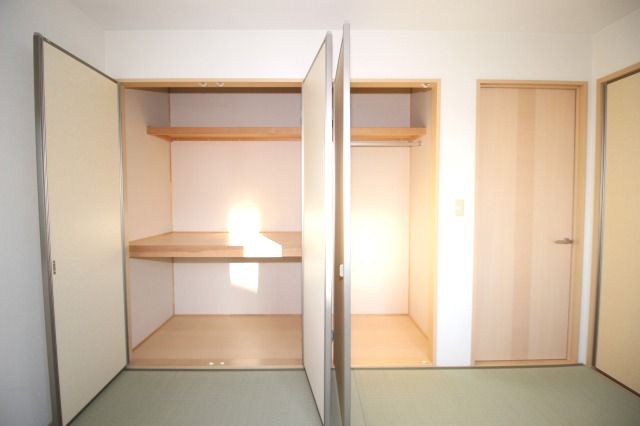 K’Sハウスの収納|便利な収納スペースです
※間取り反転の場合あり、内装が若干異なる場合あり