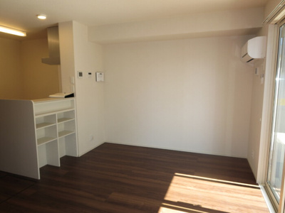 【居間・リビング】 | ノブレス | 【ノブレス】居室 102