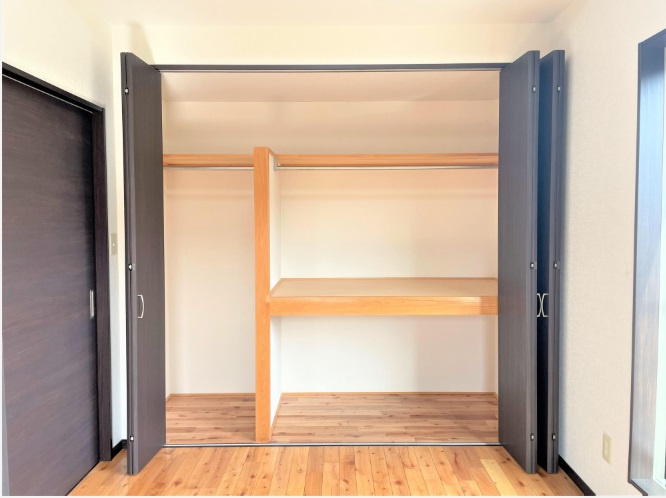 瀬戸2丁目　中古戸建　リフォーム済の収納|2Ｆ　南の部屋　7.0帖