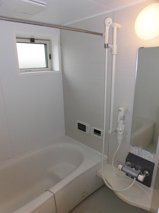 メゾン・ヴェール Aの浴室|Ａ201 浴室ＴＶ・ミストシャワー・換気乾燥機付バスルーム