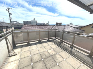 【バルコニー】 | 笠松町門前町！鉄筋コンクリート造3階建て築17年！西笠松駅まで徒歩3分！駐車場1台！近隣駐車場あり！ | 笠松町門前町！鉄筋コンクリート造3階建て築17年！西笠松駅まで徒歩3分！駐車場1台！近隣駐車場あり！