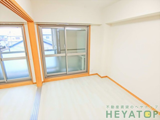 【内装】 | 洋室６帖