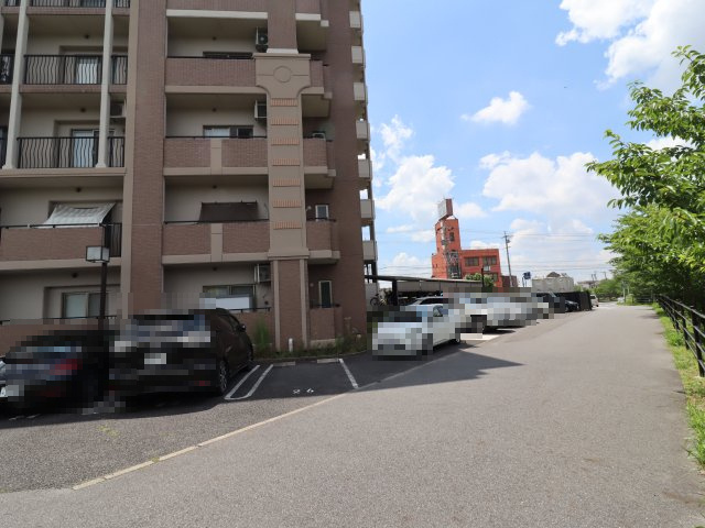 【駐車場】の画像