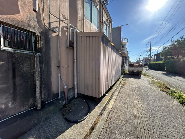 海南市築地・土地・56864の前面道路含む現地写真