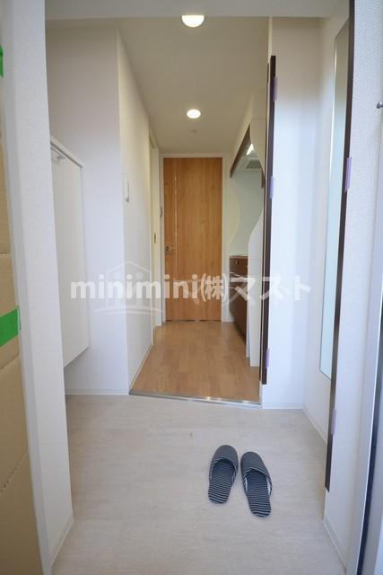 ラシーヌ天王寺町南の玄関