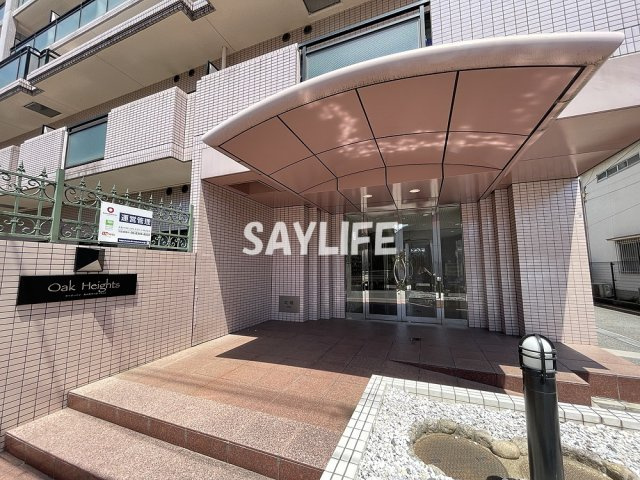 オークハイツのエントランス