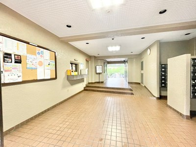 【エントランス】 | パルクメゾン千舟公園 | エイブルだけの嬉しいサービス、ご用意しております。詳細は、お気軽に当社までお問合せ下さいませ！