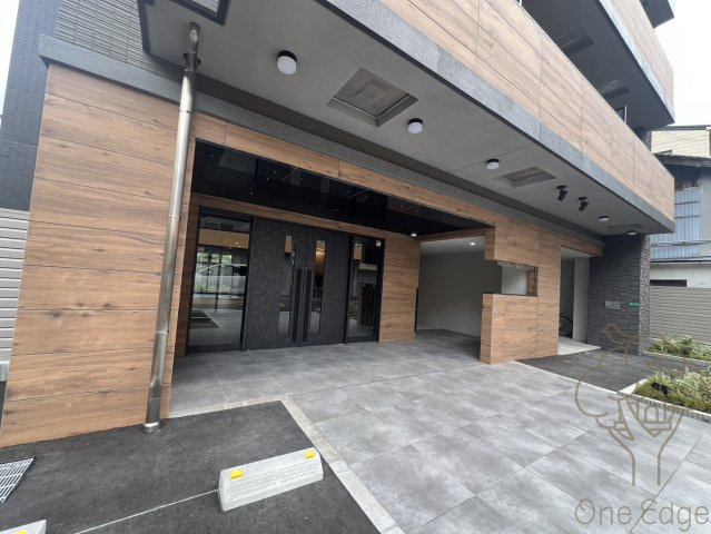 MELDIA CREST TAPP新大阪WESTのエントランス