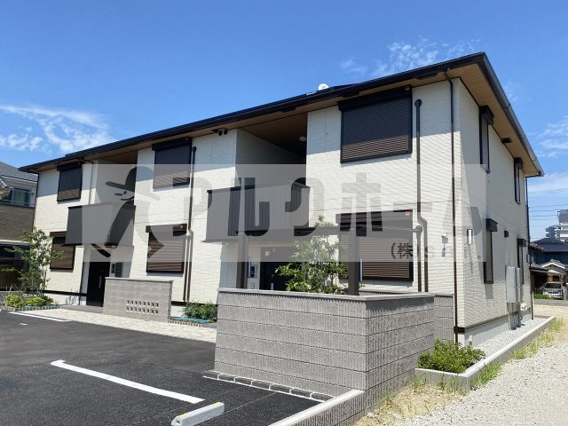 ブシュクリーAの外観