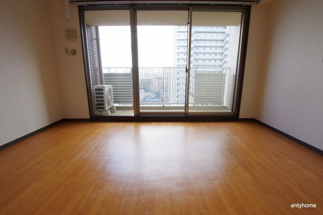 アーバンフラッツ西中島　仲介手数料無料の洋室