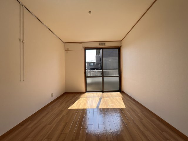 オークヒルズＣ棟の居間・リビング