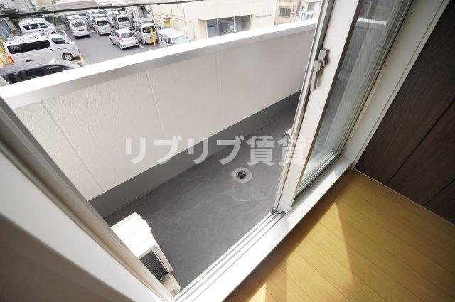 ニュートリノ要のバルコニー