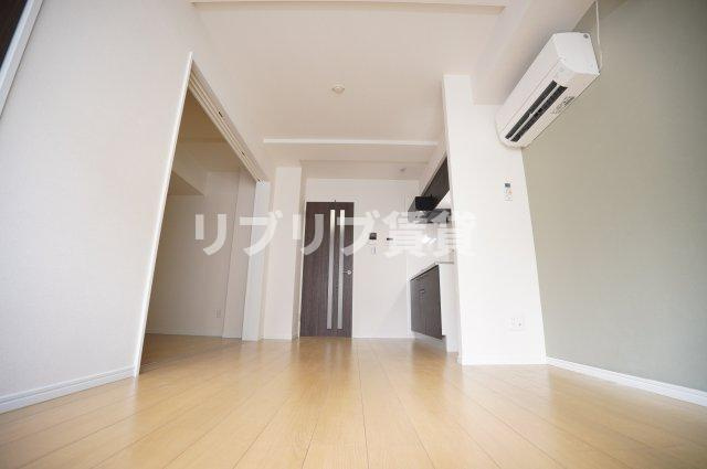 ニュートリノ要の居間・リビング