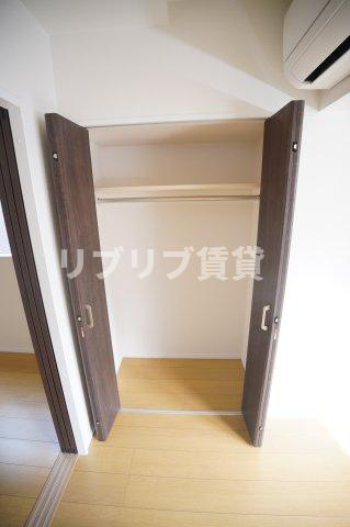 ニュートリノ要の収納