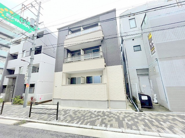 エム・ステージ新大阪の外観