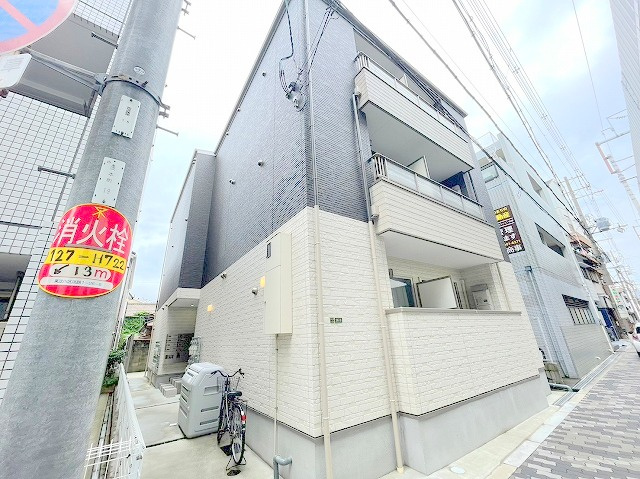 エム・ステージ新大阪の外観