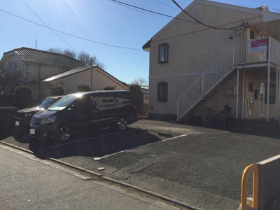 ★敷地内駐車場★（空き状況・使用料等詳細はご確認下さい）