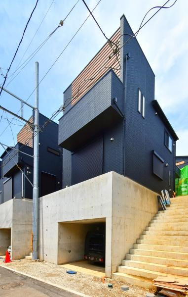 横浜市港北区篠原東２丁目の新築一戸建の外観|陽当りの良さが伝わります！
是非、現地にてご確認下さい。