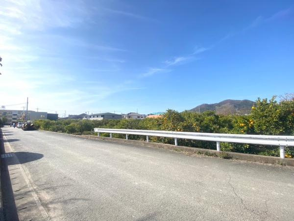 和歌山市毛見　土地の前面道路含む現地写真