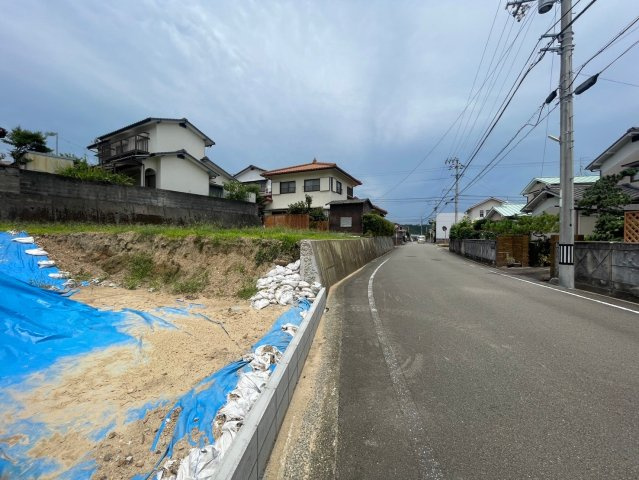 伊予郡砥部町北川毛売土地の周辺