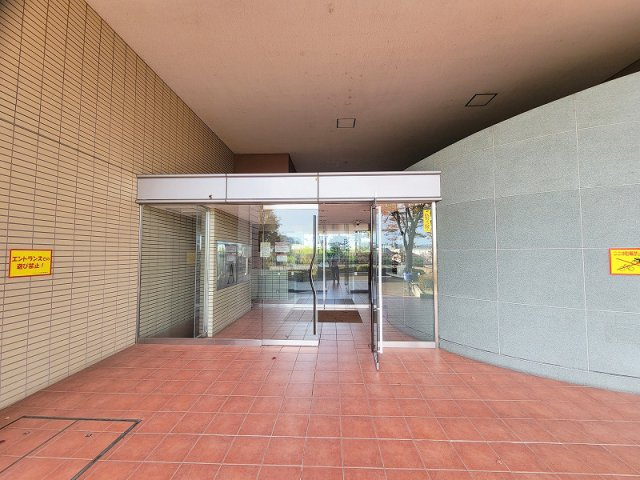 リバティパーク枚方A棟のエントランス|エントランス■物件内覧・資金計画相談・住宅ローン相談、リフォーム相談、お問合せ受付中■
※当日・翌日のご内覧、ご相談はお電話でのお問合せがスムーズです！